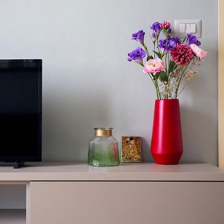 Your Nest In Milan - Via Cantoni Esterno foto